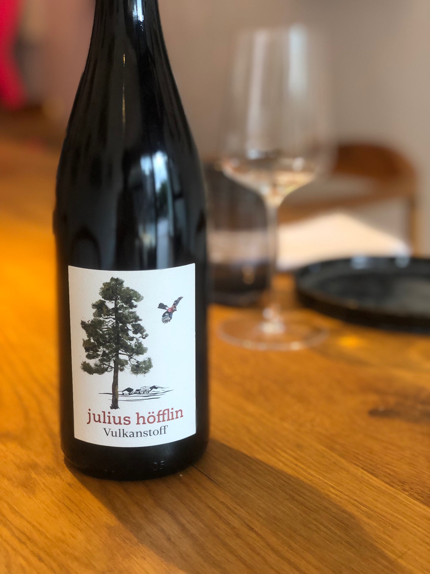 Julius Höfflin Vulkanstoff 2024 trocken - 0,75L