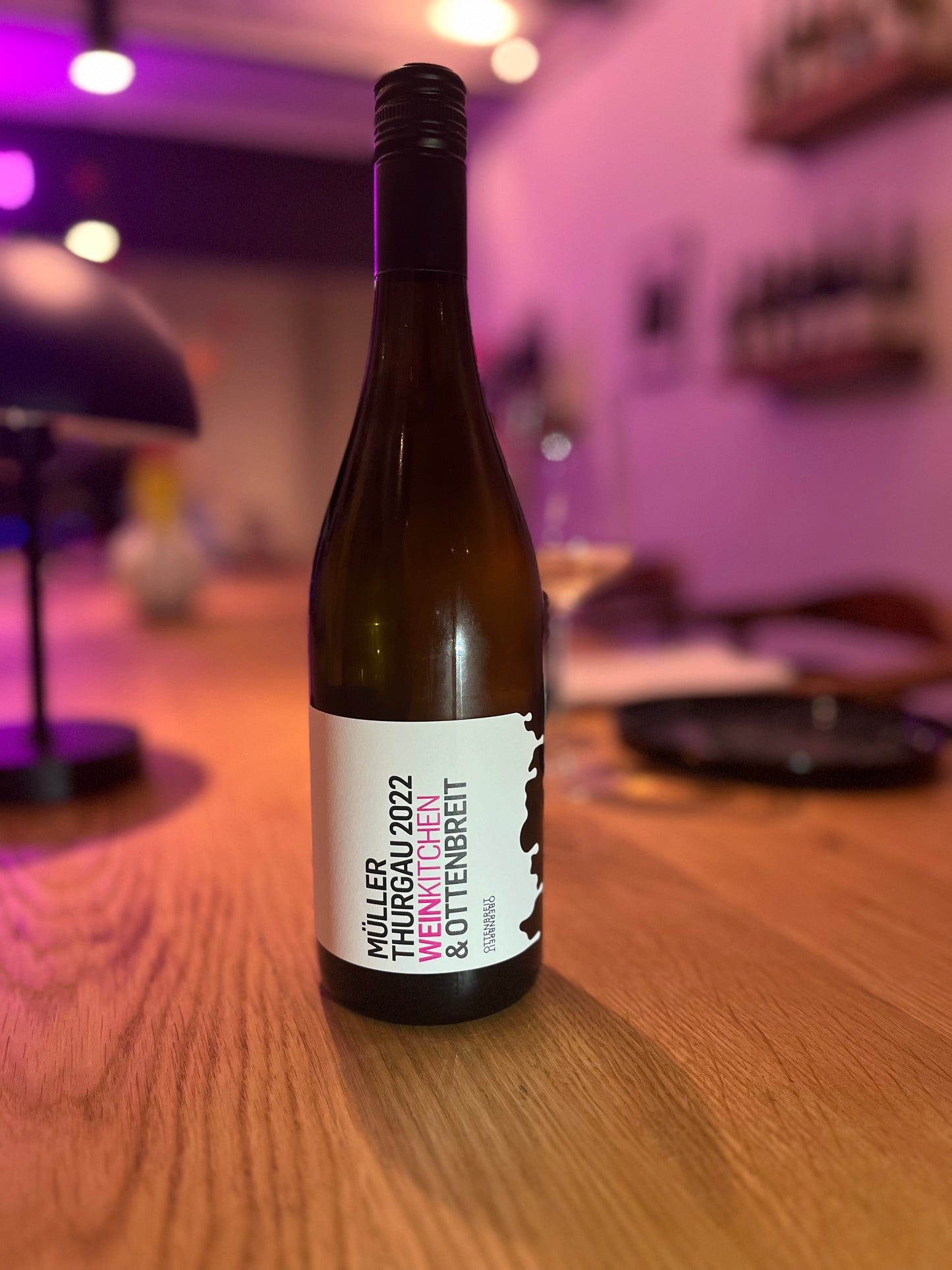 1. Ottenbreit Müller-Thurgau „WEINKITCHEN -Edition" trocken 2022 – 0,75 L